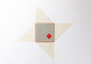 Un Libro Illegible Bianco E Rosso / 読めない本〈白と赤〉
